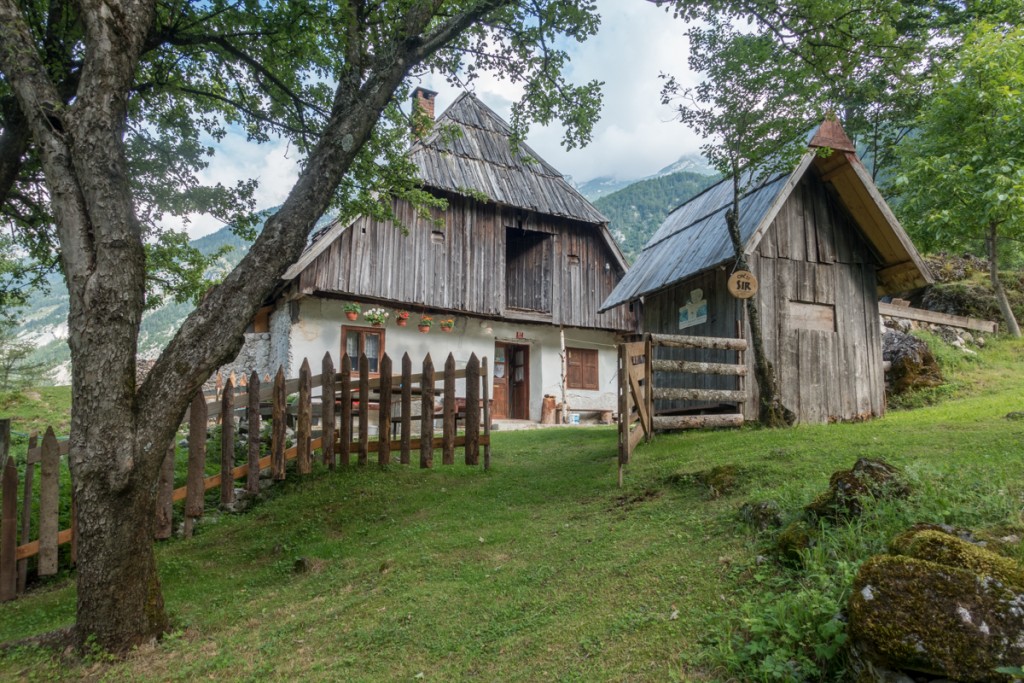 Julian_Alps_2015-02879-2-HDR